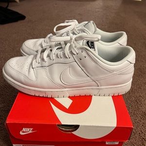 Nike dunk low white mens 10.5 womens 12